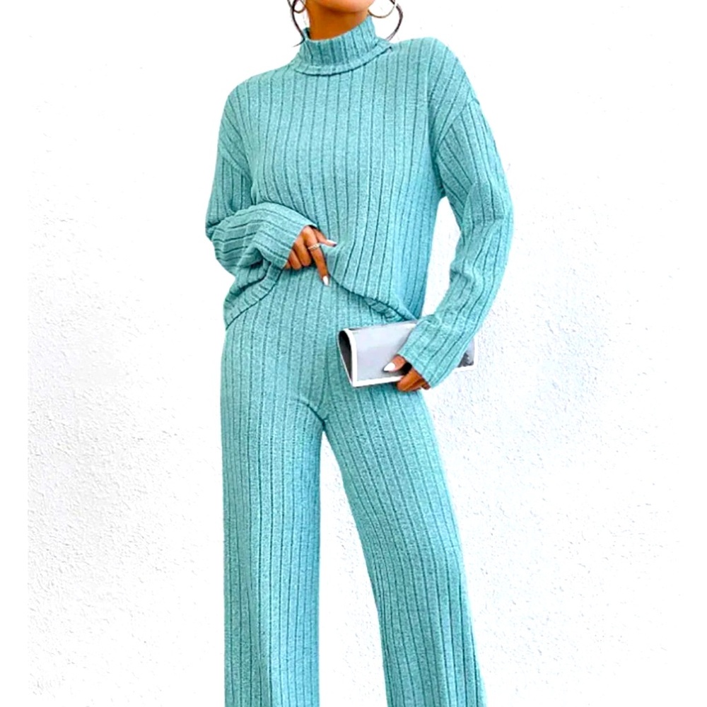 NWOT aqua ribbed loungewear set